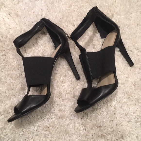 Strappy, sexy, and comfy black heels. Like New - Picture 7 of 8